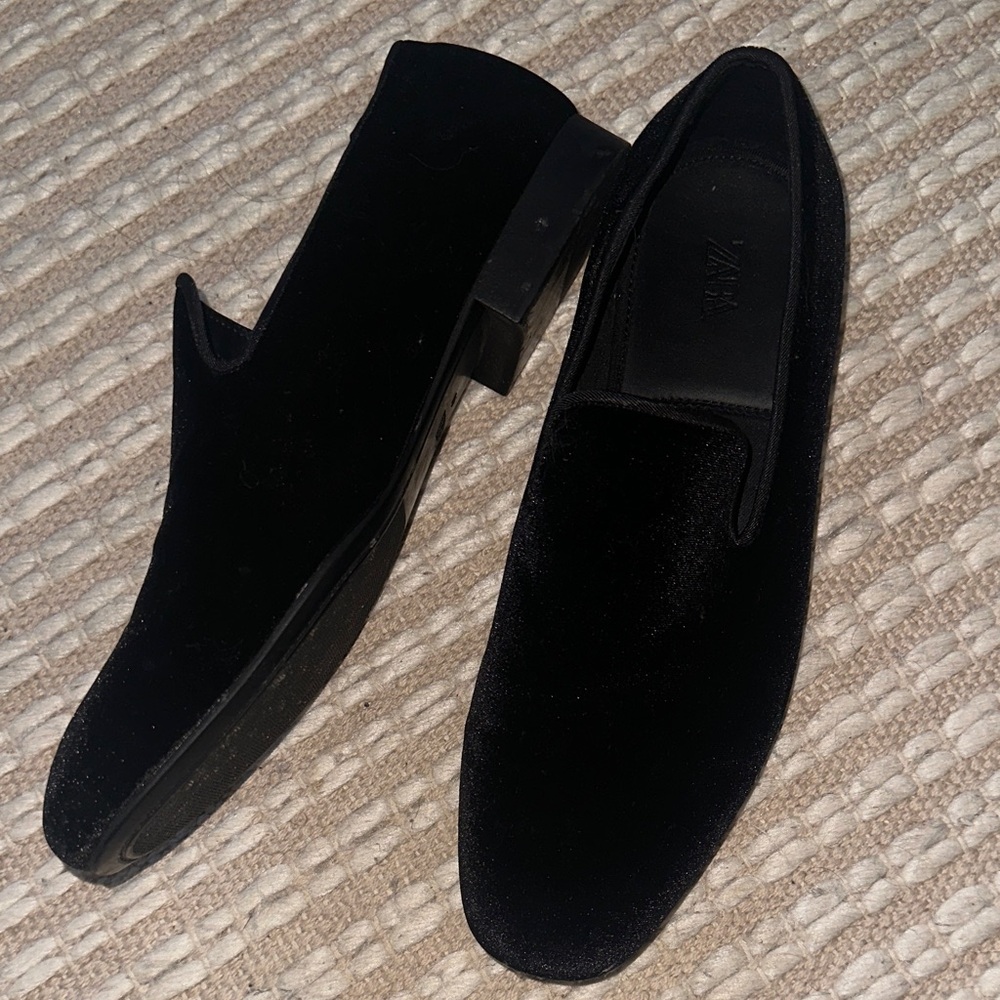 Men's Zara Black Velvet Loafers